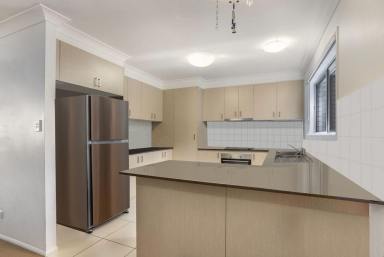 Townhouse For Sale - QLD - Sadliers Crossing - 4305 - Contemporary, Low Maintenance 3 Bedroom Home  (Image 2)