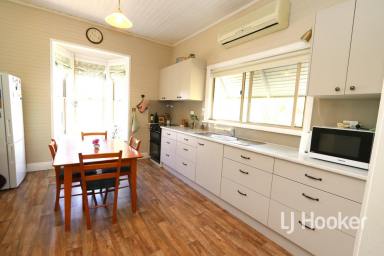 House For Sale - NSW - Inverell - 2360 - Attractive Weatherboard Home on Belgravia  (Image 2)