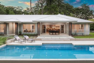 House For Sale - QLD - Doonan - 4562 - Luxurious Dual Living Residence in Prestigious Doonan  (Image 2)