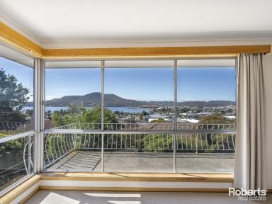 House For Sale - TAS - Montrose - 7010 - Discover Your Perfect Family Haven  (Image 2)