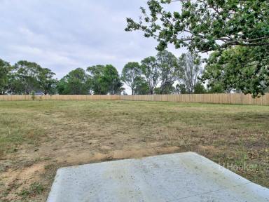 Residential Block For Sale - VIC - Lindenow South - 3875 - Build near the Lindenow South Primary School  (Image 2)
