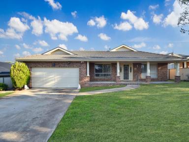 House For Sale - NSW - Young - 2594 - One Of The Most Desirable And Sought After Streets Young Has To Offer  (Image 2)