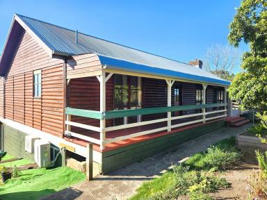 House Sold - NSW - Bega - 2550 - FULLY RENOVATED CHARACTER HOME WITH MASSIVE TRADIE SIZED WORKSHOP  (Image 2)