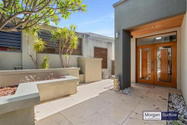 House Sold - WA - Karrinyup - 6018 - MASTERPIECE OF MODERN DESIGN  (Image 2)