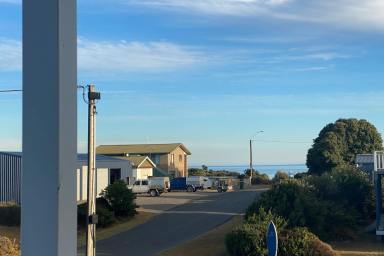 House For Sale - SA - Southend - 5280 - PRIME LOCATION WITH OCEAN VIEWS  (Image 2)
