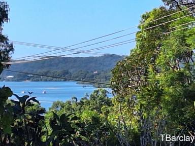 House For Sale - QLD - Macleay Island - 4184 - Close to town  (Image 2)