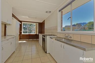 House Leased - TAS - Claremont - 7011 - 3 Bedroom Home in a Great Location  (Image 2)