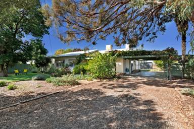 House Auction - VIC - Nichols Point - 3501 - Home with endless possibilities  (Image 2)