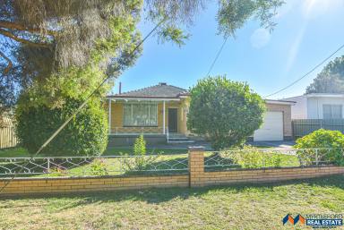 House Sold - VIC - Myrtleford - 3737 - 3 bedroom brick veneer home  (Image 2)