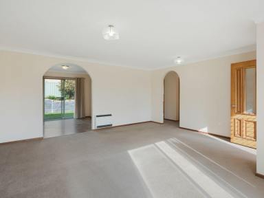 House For Sale - NSW - Bega - 2550 - SO CLOSE TO TOWN  (Image 2)
