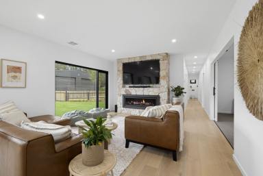 House Sold - VIC - Balnarring - 3926 - Designer Living Close To Village!  (Image 2)