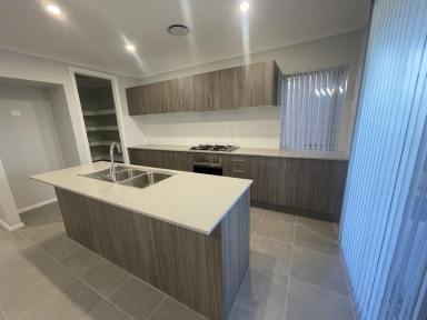 House Leased - NSW - Leppington - 2179 - EMERALD HILLS LEPPINGTON  (Image 2)