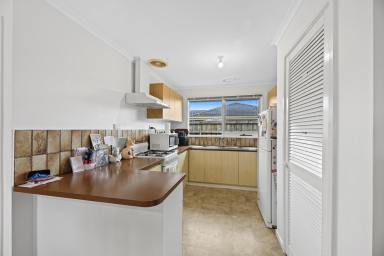 House For Sale - VIC - Newborough - 3825 - PERFECT FOR DOWNSIZERS, STARTERS AND INVESTORS  (Image 2)