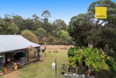 House For Sale - WA - Nannup - 6275 - Acreage with Marron Ponds in private location!  (Image 2)