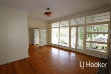 House For Lease - NSW - Inverell - 2360 - Tidy Family Home on Ross Hill  (Image 2)