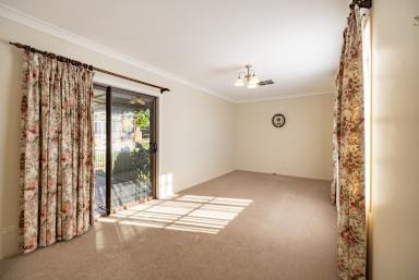 House Sold - NSW - Tumut - 2720 - 'Quality Family home with amazing views'  (Image 2)