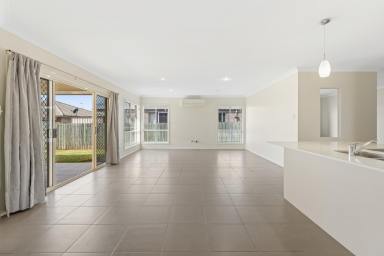 House For Lease - QLD - Kearneys Spring - 4350 - Family Home situated in Kearneys Spring  (Image 2)