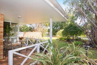 House For Sale - WA - West Busselton - 6280 - DISCOVER TRANQUILTY – SPACIOUS DUPLEX IN IDYLLIC QUIET LOCATION  (Image 2)