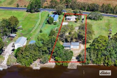 House Sold - NSW - Mitchells Island - 2430 - WATERFRONT LAND WITHIN THREE HOURS OF NORTH SYDNEY  (Image 2)