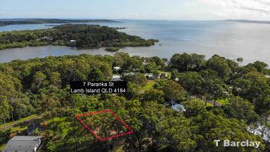 Residential Block For Sale - QLD - Lamb Island - 4184 - Prime Bay-View Parcel: 607m2, Elevated, Utilities Accessible  (Image 2)