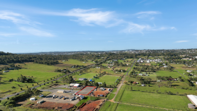 Land/Development For Lease - QLD - Drayton - 4350 - Ample Hardstand On City Fringe  (Image 2)