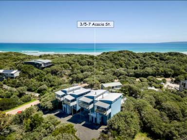 Unit For Sale - VIC - Sandy Point - 3959 - Modern low maintenance escape with magnificent views  (Image 2)