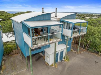 Unit For Sale - VIC - Sandy Point - 3959 - Modern low maintenance escape with magnificent views  (Image 2)