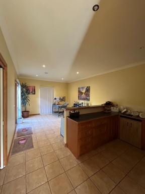 Townhouse For Lease - VIC - Berwick - 3806 - Three bedroom townhouse in Timbarra Estate.  (Image 2)