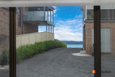 Unit For Sale - NSW - Batehaven - 2536 - Only 75m to the beach for $369,000!  (Image 2)