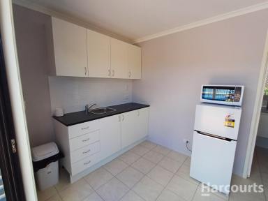 House Leased - QLD - Bundaberg West - 4670 - Fully Furnished 1-Bedroom Granny Flat  (Image 2)