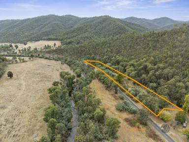 Residential Block For Sale - VIC - Nariel Valley - 3707 - GREAT STARTER BLOCK IN THE HIGH COUNTRY  (Image 2)