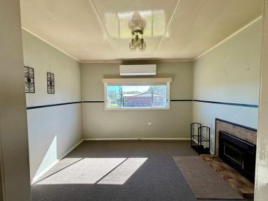House For Sale - NSW - Inverell - 2360 - Quaint Cottage on a Large Block  (Image 2)
