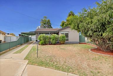 House Sold - VIC - Mildura - 3500 - Tastefully renovated home  (Image 2)