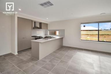 House Sold - VIC - Mooroopna - 3629 - New Home Buyers - Recently Completed 5 Bedroom Home  (Image 2)