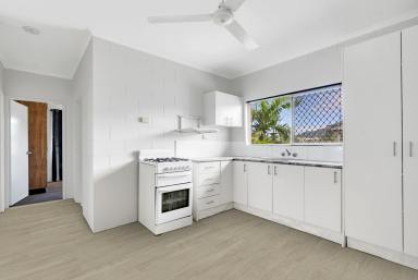 Unit For Lease - QLD - Cairns North - 4870 - SPACIOUS APARTMENT CLOSE TO THE CITY!  (Image 2)