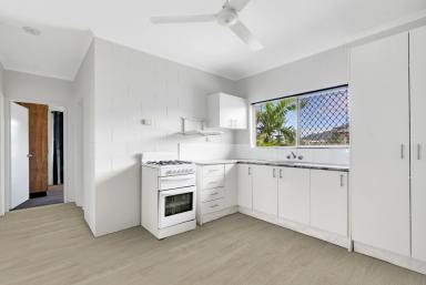 Unit Leased - QLD - Cairns North - 4870 - SPACIOUS APARTMENT CLOSE TO THE CITY!  (Image 2)