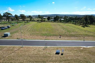 Residential Block Sold - QLD - Rosenthal Heights - 4370 - REGISTERED LAND - READY TO BUILD ON  (Image 2)