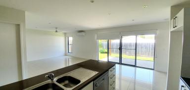 Duplex/Semi-detached Leased - QLD - Peregian Springs - 4573 - Great family duplex, fenced back yard, single level  (Image 2)