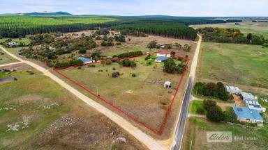 House For Sale - SA - Rocky Camp - 5280 - Lifestyle & Serenity on 6 Acres  (Image 2)