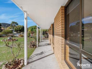 House Sold - TAS - Oakdowns - 7019 - Ample Possibilities  (Image 2)