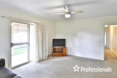 House For Sale - VIC - Mildura - 3500 - Neat as a Pin and Close to the CBD  (Image 2)