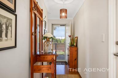 House Sold - WA - Caversham - 6055 - Valley Charm  (Image 2)