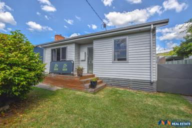 House Leased - VIC - Myrtleford - 3737 - 2 Bedroom renovated home  (Image 2)