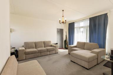 Unit For Sale - VIC - Portland - 3305 - Ideal Investment!  (Image 2)