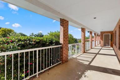 House For Sale - NSW - Coffs Harbour - 2450 - NEW PRICE / GREAT HOME , GREAT LOCATION.  (Image 2)