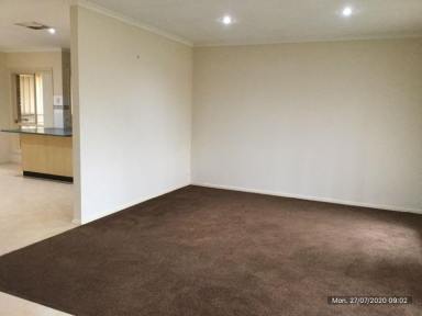 Townhouse Sold - VIC - Mildura - 3500 - Three Bedroom Townhouse  (Image 2)