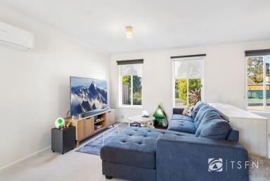 Unit For Sale - VIC - Long Gully - 3550 - Modern and low maintenance  (Image 2)