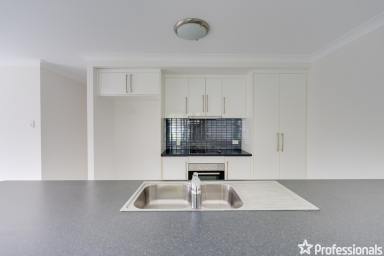 Duplex/Semi-detached For Sale - QLD - Sarina Beach - 4737 - Modern Duplex - Investment Opportunity!  (Image 2)