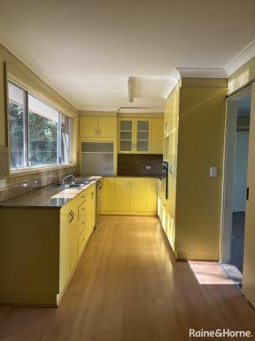 House Leased - NSW - Bowral - 2576 - Close to Town  (Image 2)