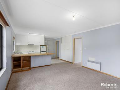 Unit Leased - TAS - Glenorchy - 7010 - Sunny 2 Bedroom Unit  (Image 2)